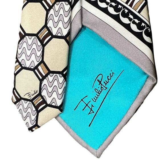 Emilio Pucci Yellow Gray Zig Zag Octagon Geometric Luxury 100% Silk Necktie Tie - Picture 4 of 7